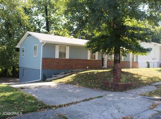 520 Belair Dr, Jefferson City, MO 65109