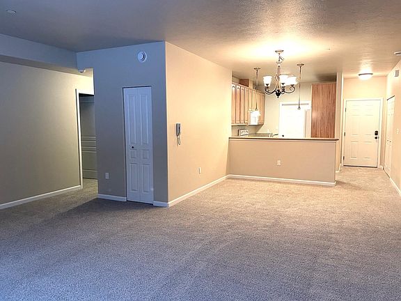 5th image of 4425 Condor Ct