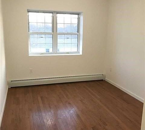 5th image of 71-59 160th St #3B