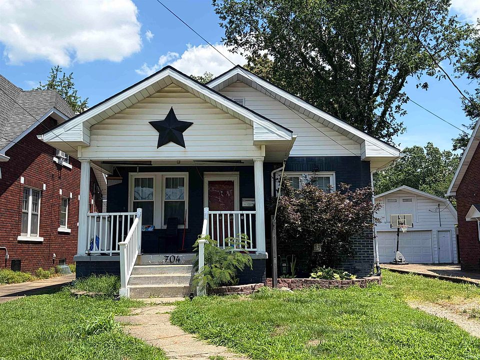 1st image of 704 S Harlan Ave