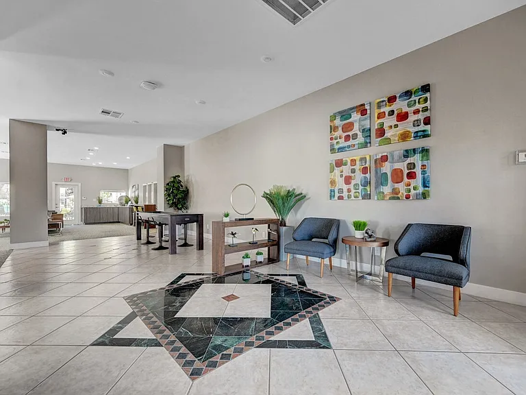 Horizon Ridge Apartments — Photo 7