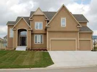 15857 Briar St, Overland Park, KS 66224