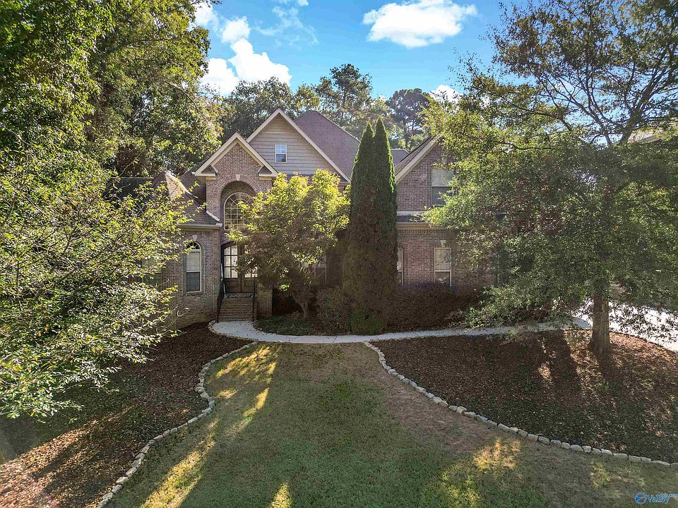 1st image of 111 Collington Pl