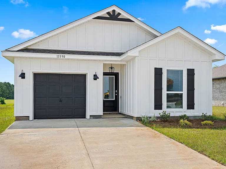 13390 Shea Cir — Photo 2