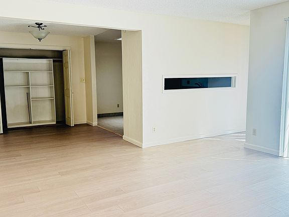 5th image of 808 Balboa Ave #4