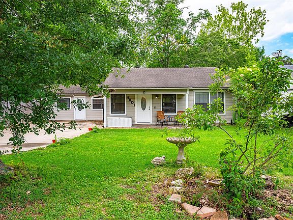 2nd image of 4801 44th St