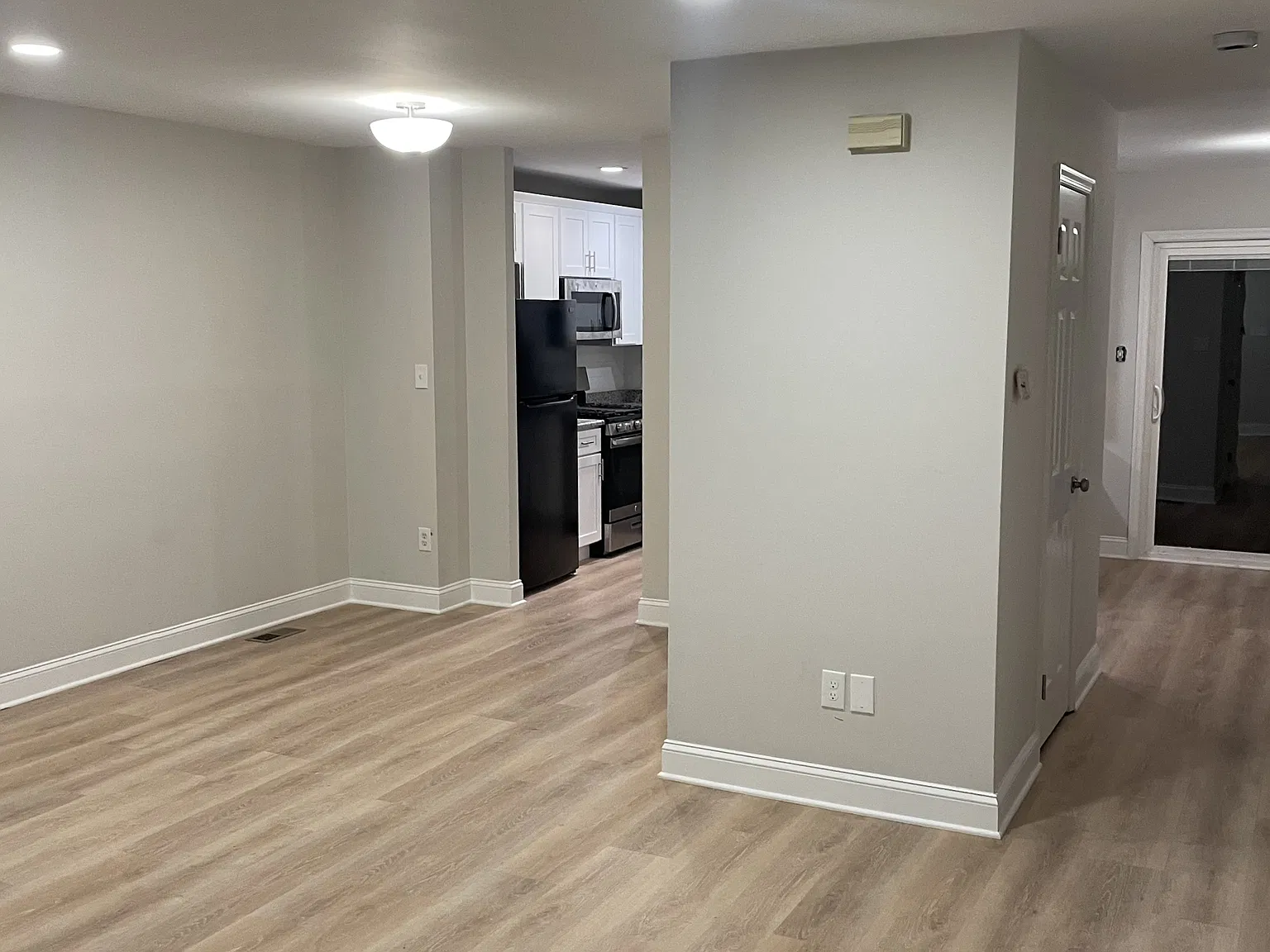 2 bed, 1.5 bath, 1280 sqft, $2,395 — Photo 4