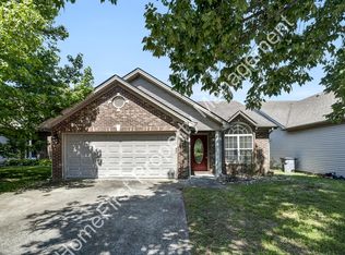 137 Angel Falls Dr, Lexington, KY 40511