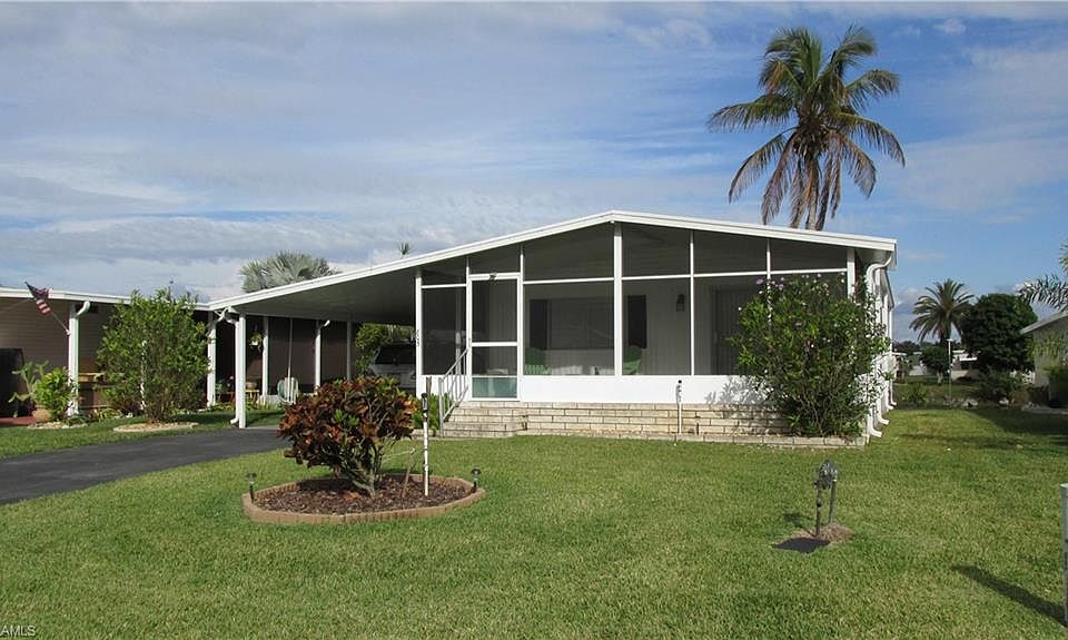 1st image of 805 Cape Haze Ln