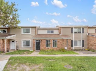 1386 Sierra Dr, Virginia Beach, VA 23453