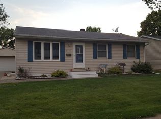 2048 N Linwood Ave, Davenport, IA 52804