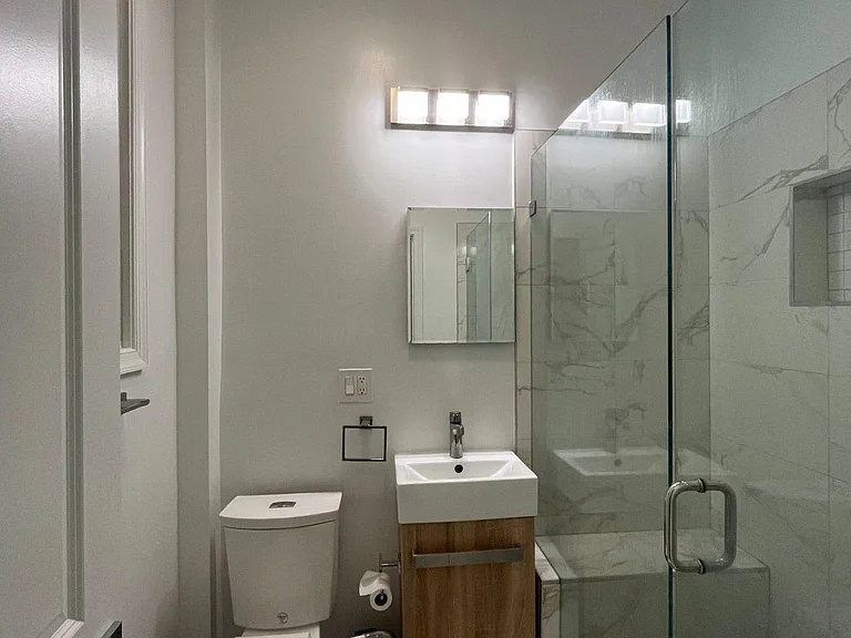 3003 P St NW #202 — Photo 4