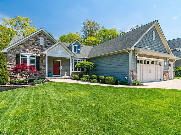 3rd image of 7901 Forest Valley Ln