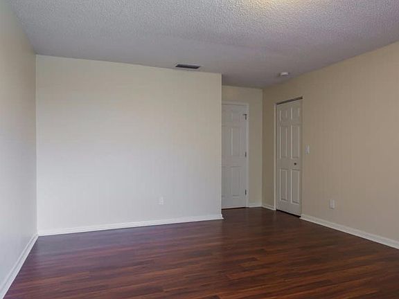3rd image of 8215 NW 53rd St
