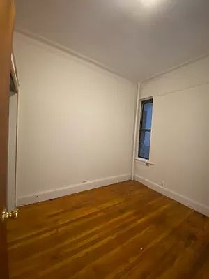 3rd image of 309 W 54th St APT 1B