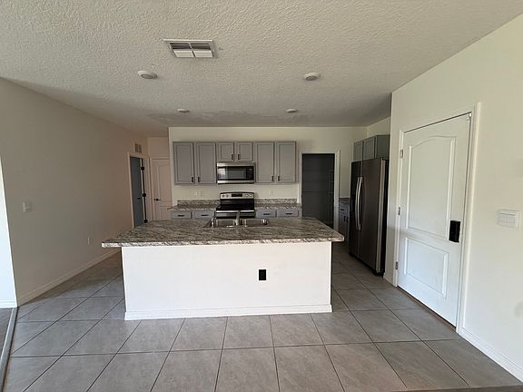 5th image of 792 Brooklet Dr