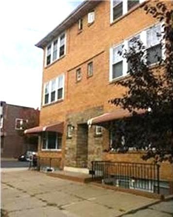 1st image of 949 N 19th St