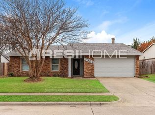 7306 Hedge Dr, Dallas, TX 75249