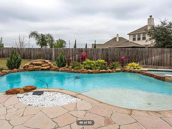 5th image of 1311 Elkins Hollow Ln