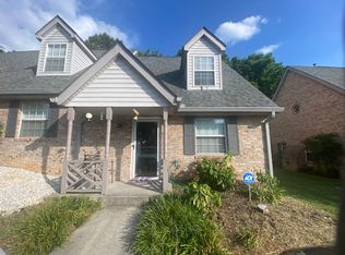 3208 Trace Ct, Knoxville, TN 37912