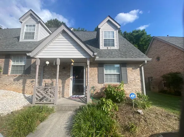 3208 Trace Ct, Knoxville, TN 37912