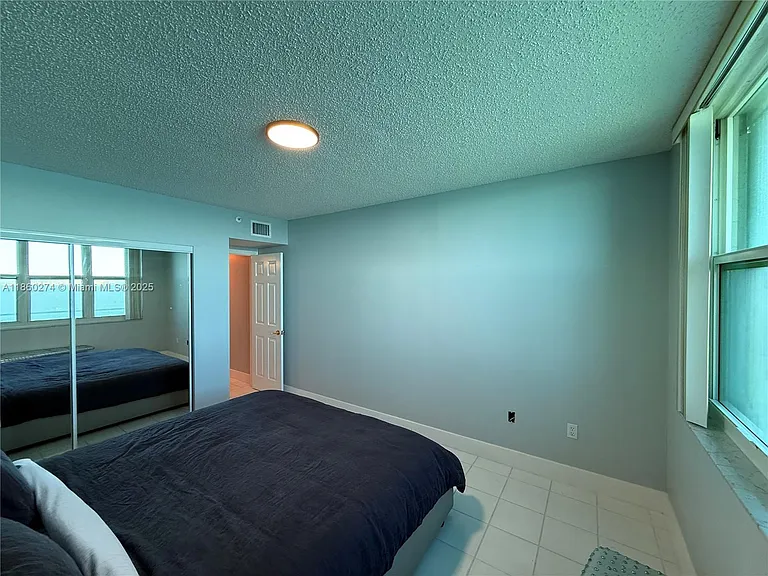 800 Claughton Island Dr #703 — Photo 14