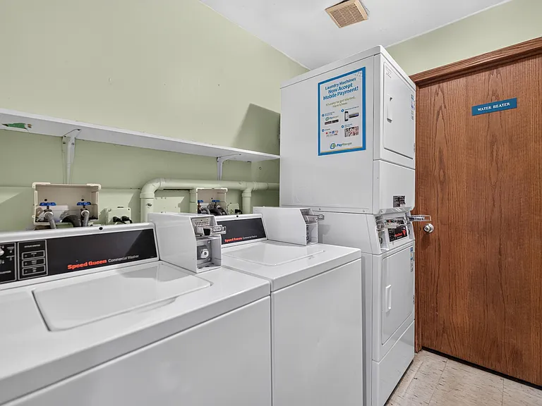 718 Rodenburg Rd #206 — Photo 32