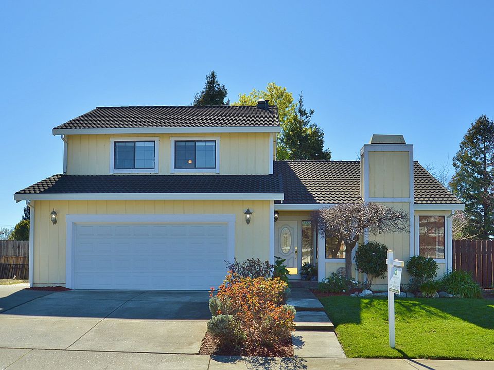 1st image of 65 Crawford Way