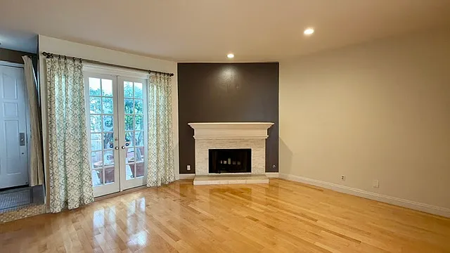 1242 Berkeley St #14 — Photo 6