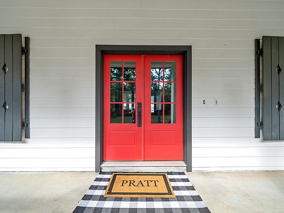 5th image of 424 N Church St