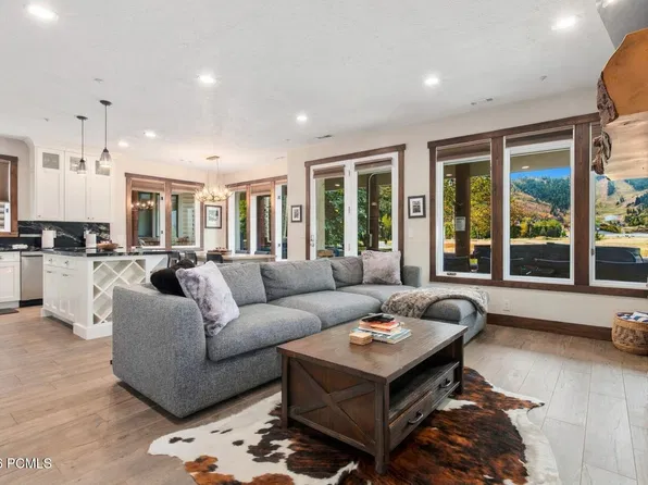 1955 Deer Valley Dr N #203, Park City, UT 84060