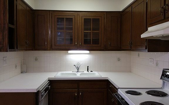 3rd image of 4221 Saratoga Ave APT 211A