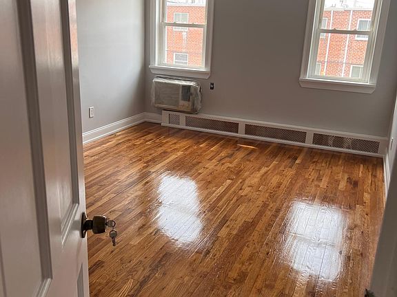 3rd image of 35 Paerdegat 14th St Floor 2