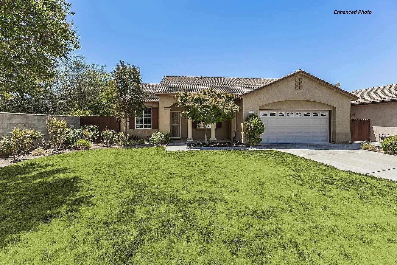 2444 E Marquise Ct photo 1