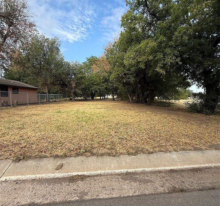 1st image of 811 N Grand Ave Lot 42 & 43