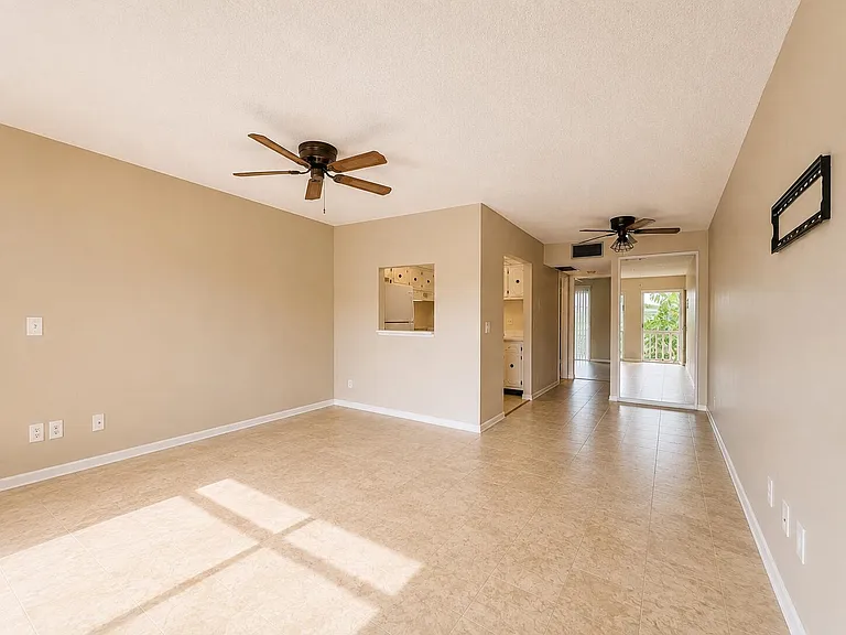 555 Purdy Ln #309 — Photo 10