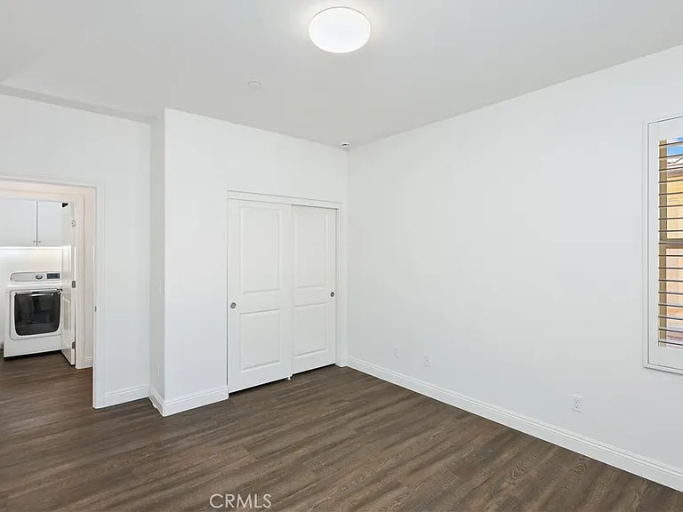 37 Larkfield — Photo 22