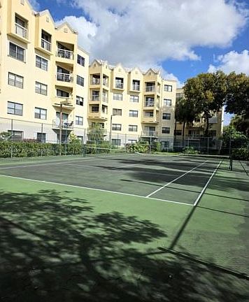 3rd image of 501-8290 Lake Dr #501