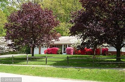 2nd image of 4505 Elmwood Dr