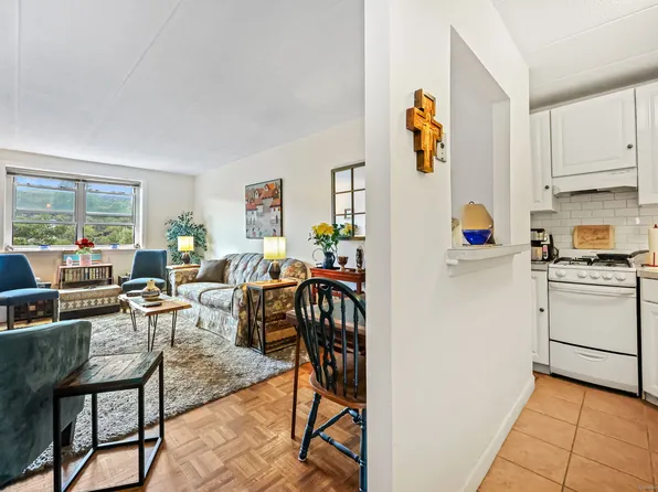 27 Northill Street #6B, Stamford, CT 06907