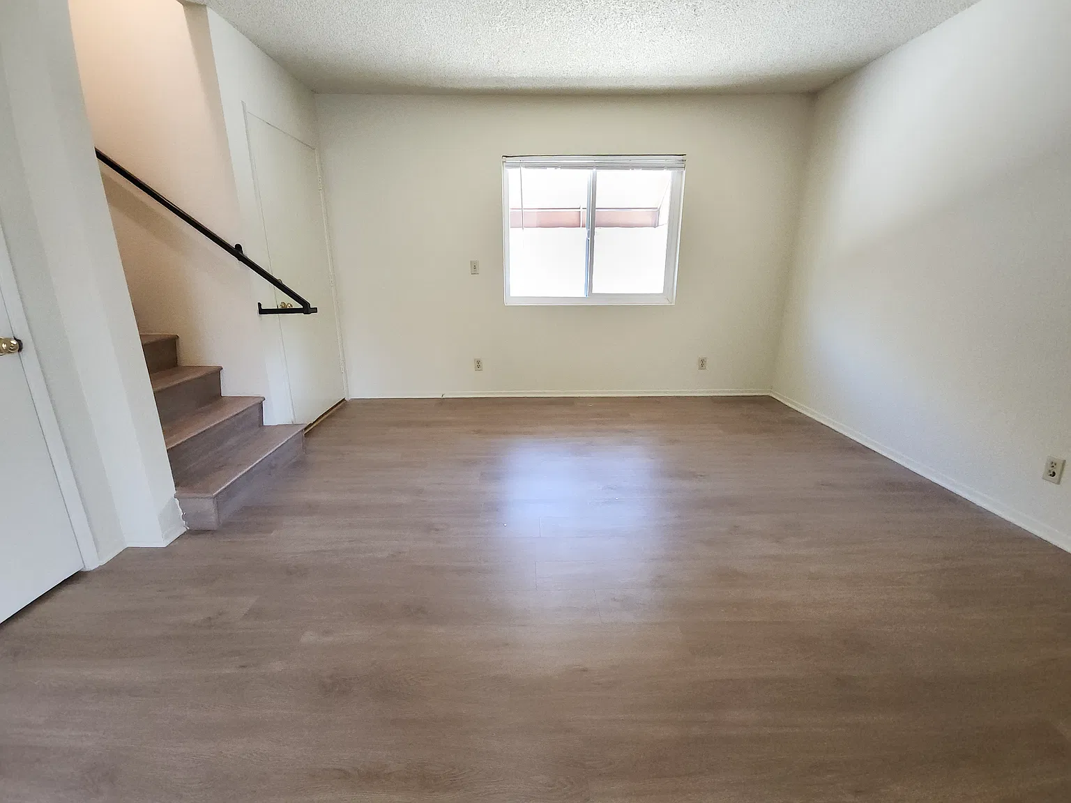106 Palmetto Dr — Photo 3