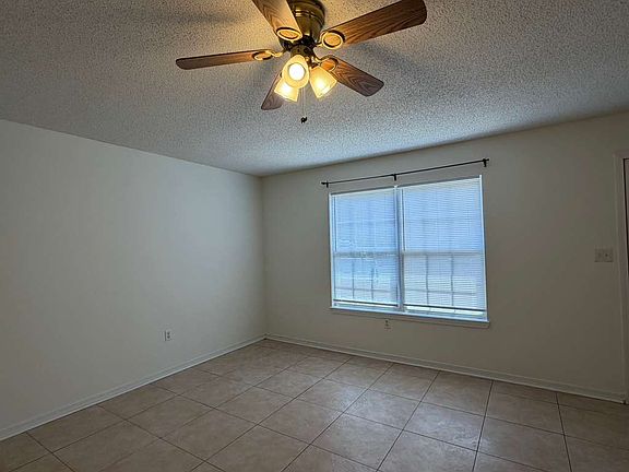 4th image of 5326 Vernon Taylor Rd