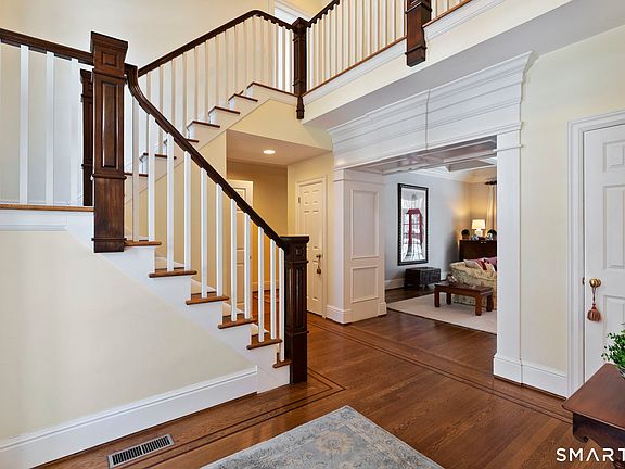 3rd image of 29 Sunset Farm Road