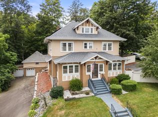 828 Pleasant St, Worcester, MA 01602