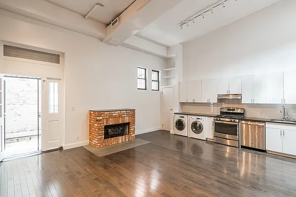 Rented by Compass | media 2