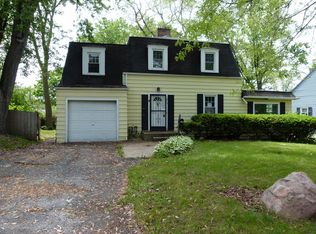 215 W Sunset Ave, Lombard, IL