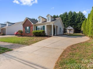 936 Cason St, Belmont, NC 28012