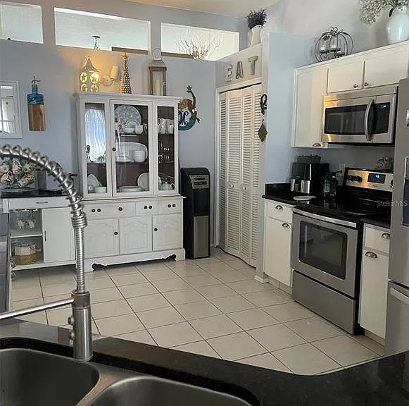 1826 Eagle Ridge Blvd — Photo 4