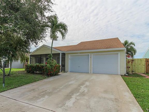 2nd image of 7870 Blackwood Ln