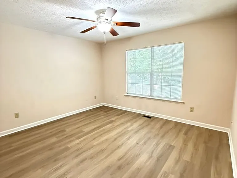 3809 Fox Holw — Photo 4